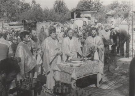 Sfintirea locului bisericii parohiale Adormirea Maicii Domnului 05