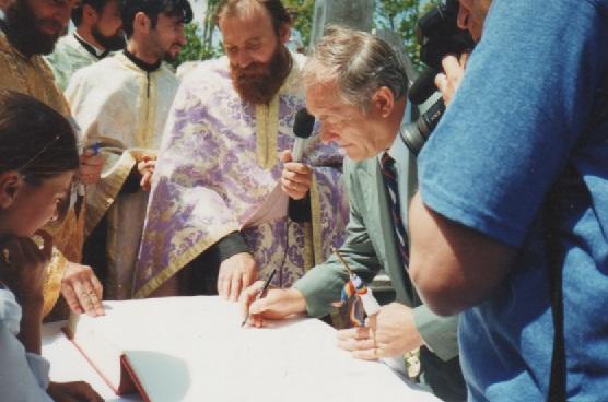 Sfintirea monumentului eroilor 02