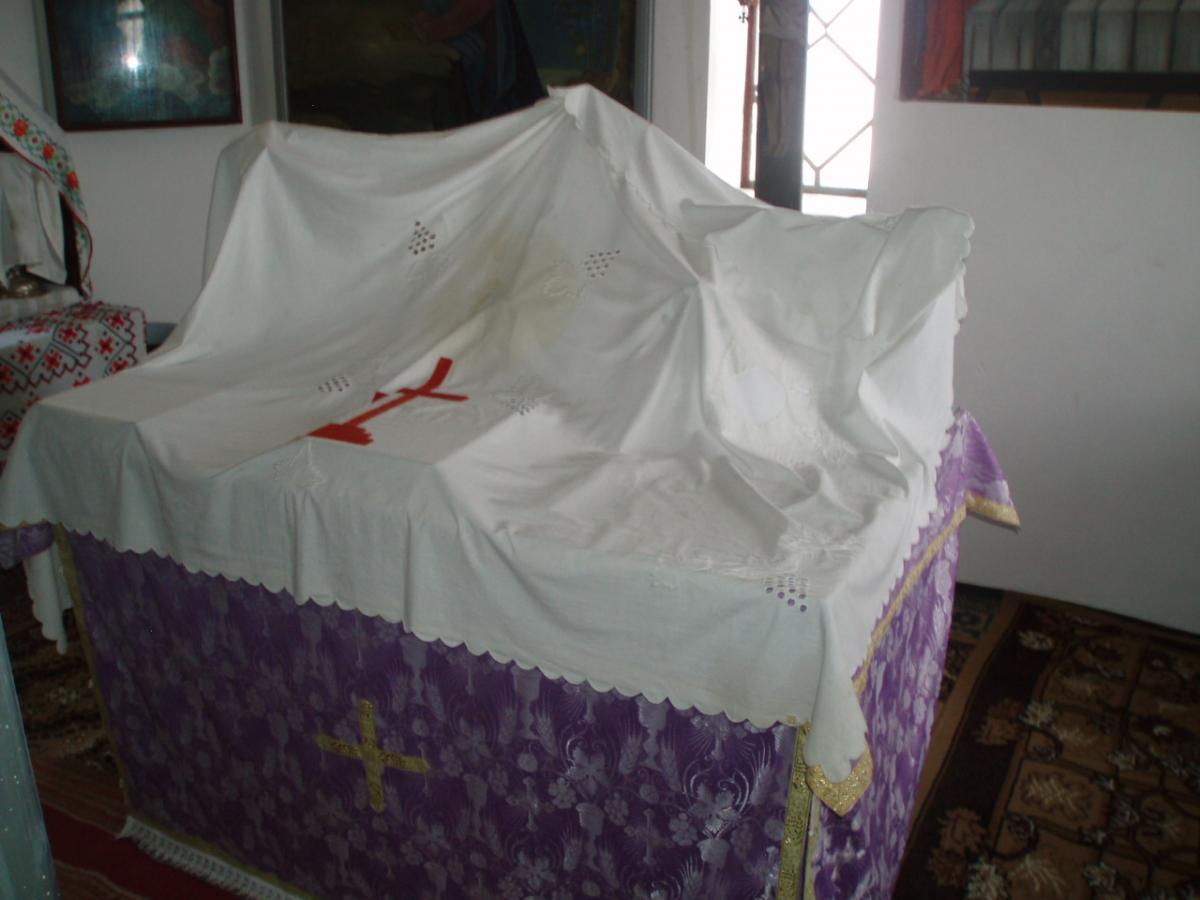 Paraclisul Sfântul Mucenic Dimitrie - Sfântul Altar