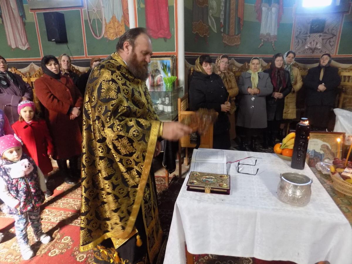 Sfințirea icoanelor